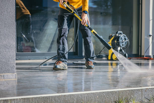 Professional Pressure Washing Services in Rice Lake, MN